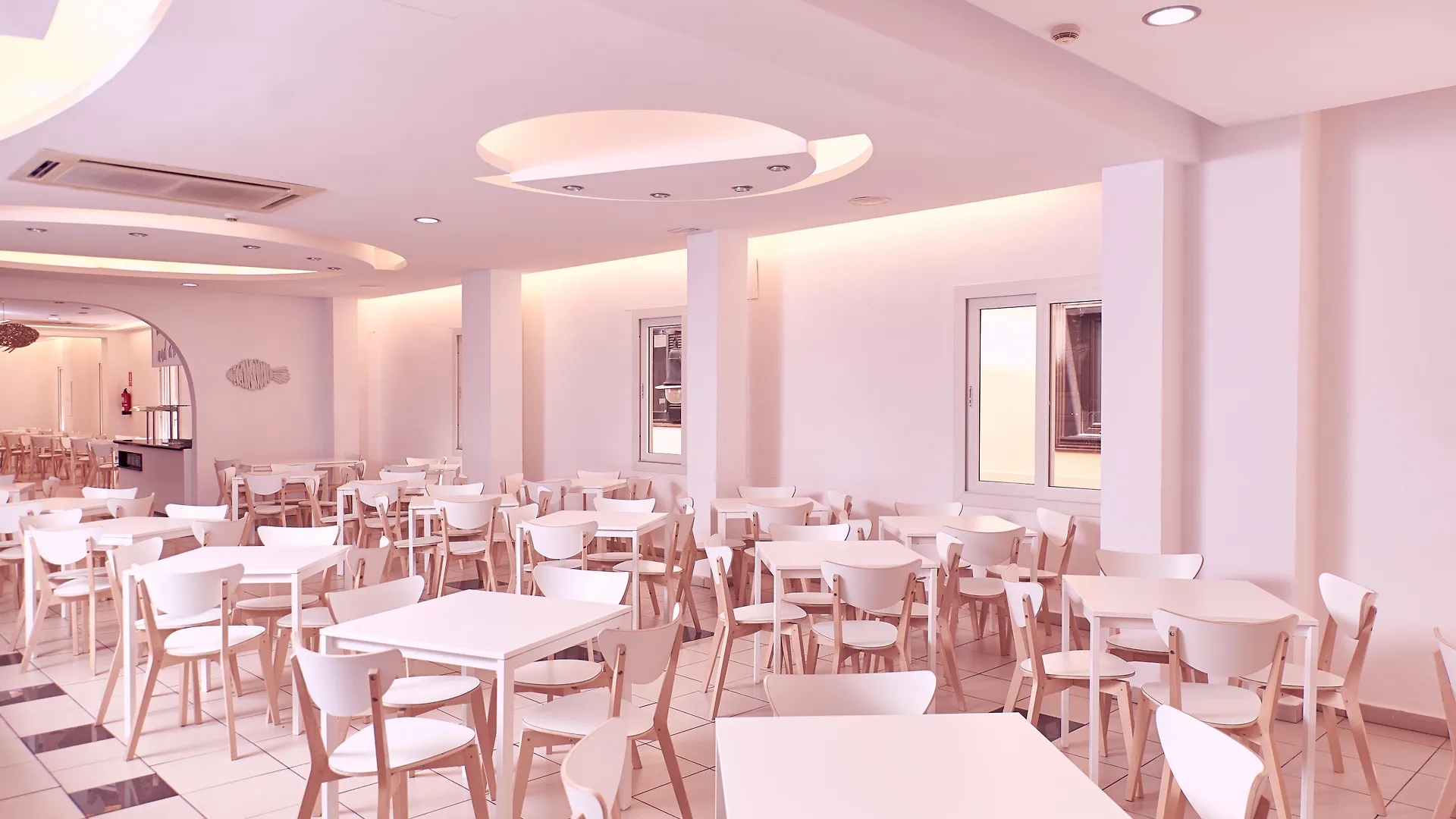 Hotel Caribe Lloret de Mar 3*,  Spain